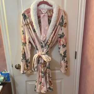 Floral Plush Robe with Sherpa Collar